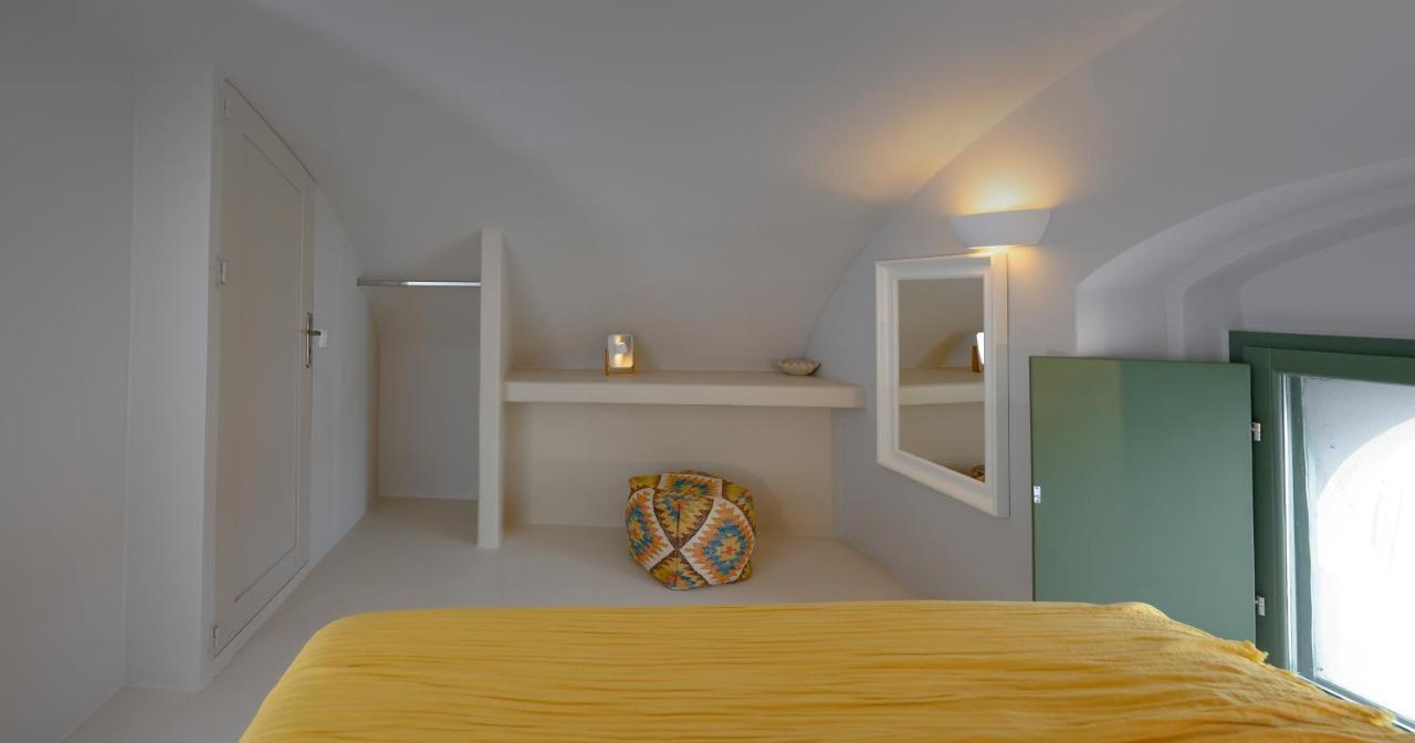 Elements Cave Suites Megalochori  Luaran gambar