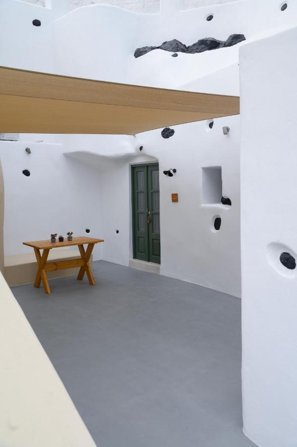 Elements Cave Suites Megalochori  Luaran gambar