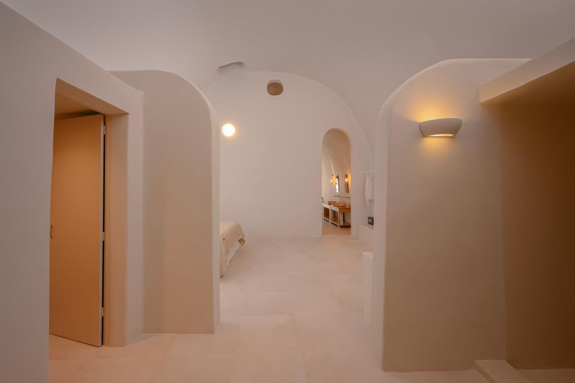 Elements Cave Suites Megalochori  Luaran gambar